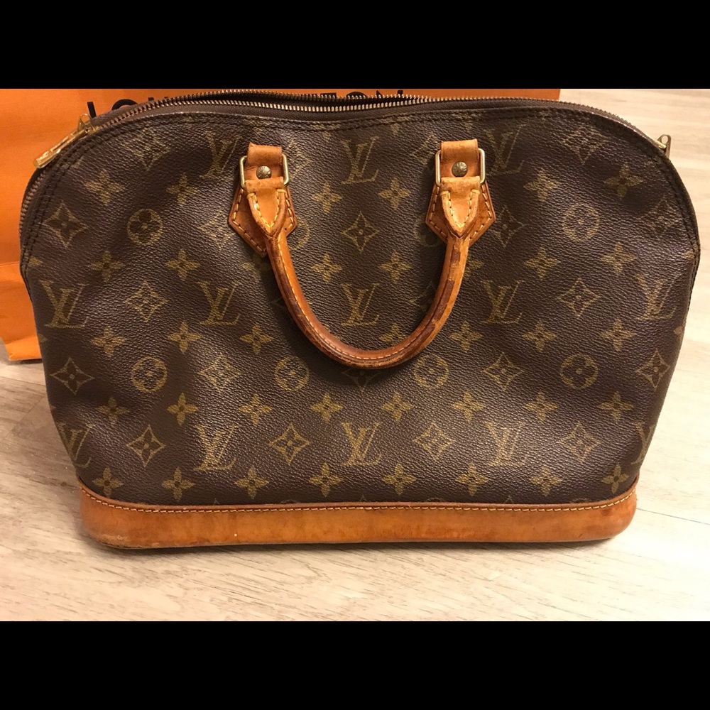 Authentic Louis Vuitton Alma